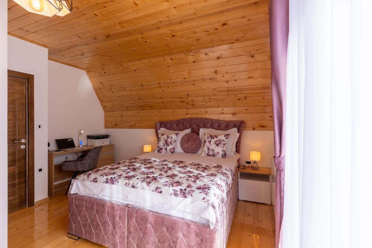 Vila Hanovi Zabljak Luaran gambar